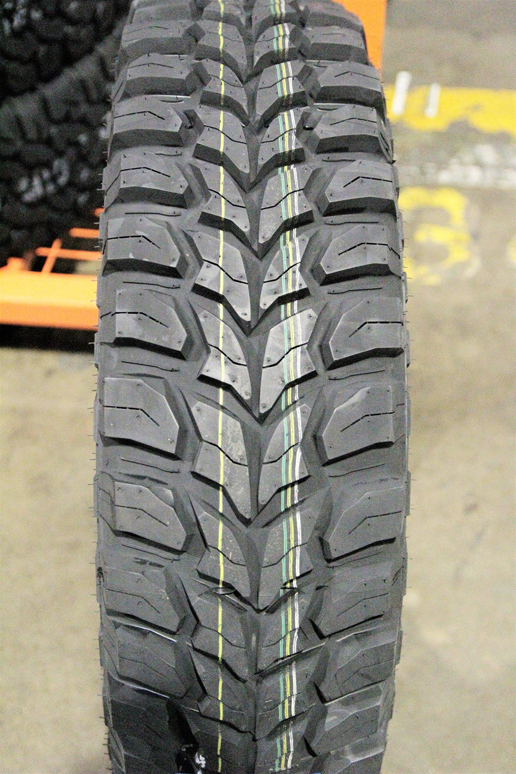 Mud Tire 235 85 16 LT235/85R16 Q956